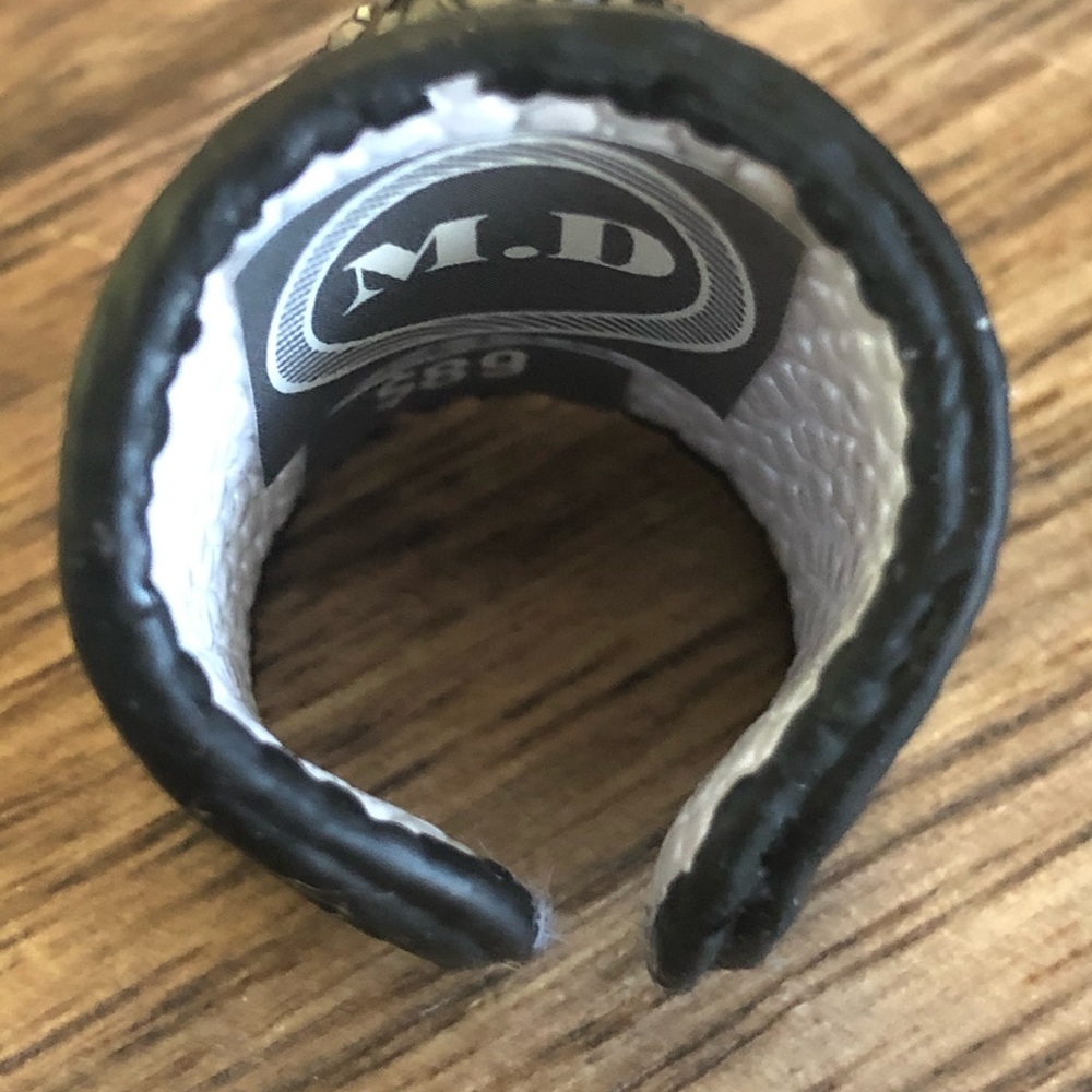 Pearl leather ring - Picture 4 of 5
